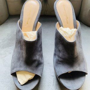 Gianvito Rossi Beachclub Camoscio Shoe